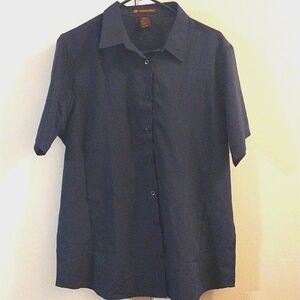 💜5/$25💜Men's XL Shortsleeve button down